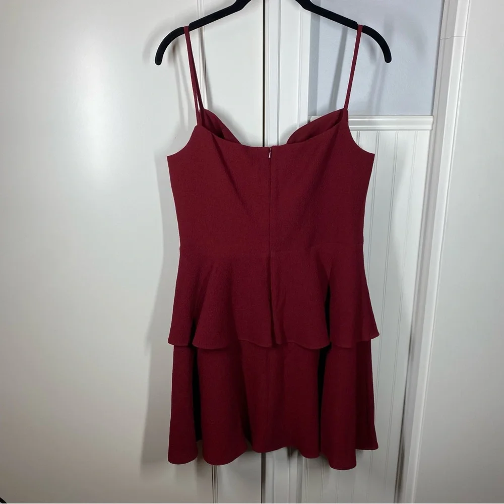 BLACK HALO Belen‎ Tiered Ruffle Spaghetti Strap Mini Dress in Mulberry size 10